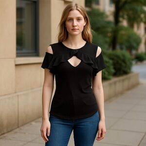 Candie's Black Ruffled Cap Sleeve top large